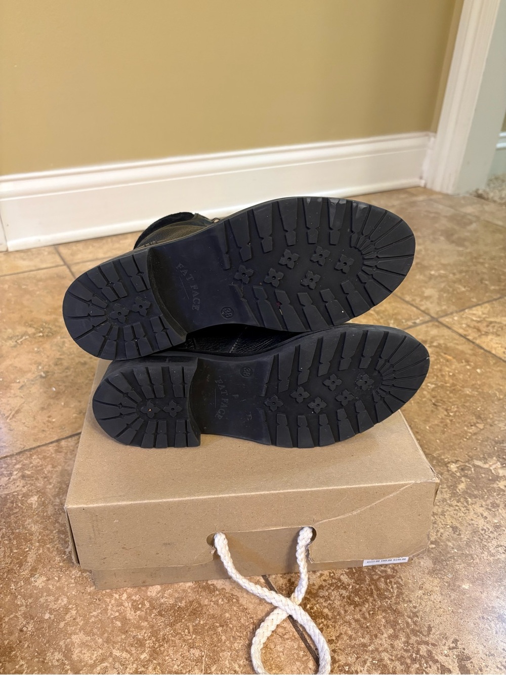 Fat Face Black Leather Lace-Up Ankle Boots - Picture 5 of 6
